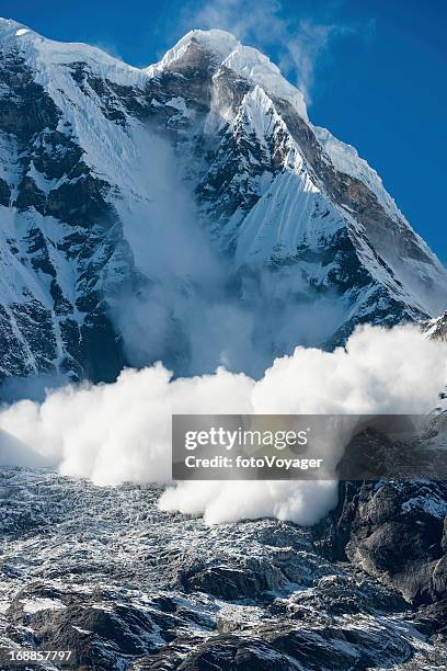 avalanche thundering down annapurna himalayas mountains nepal - avalanche bildbanksfoton och bilder
