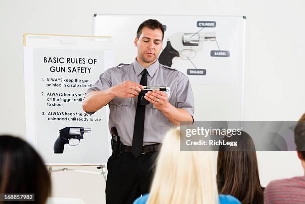 gun safety class - armed police stockfoto's en -beelden