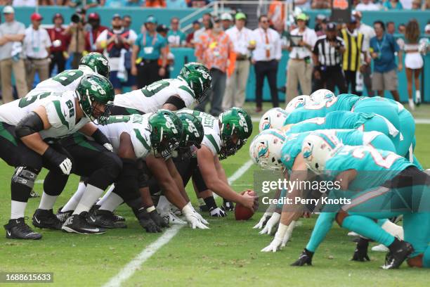 The New York Jets offense lines up against the Miami Dolphins during a game at Hard Rock Stadium on Sunday, January 8, 2023 in Miami Gardens, Florida.