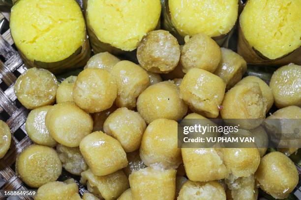 yellow soft sponge steamed cakes made from palm jaggery sugar - jaggery stock pictures, royalty-free photos & images