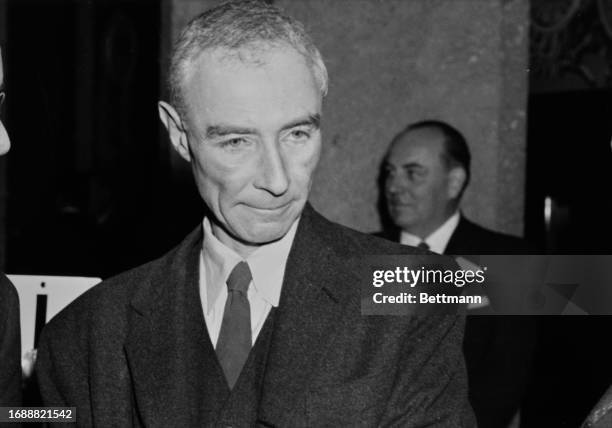 American nuclear physicist J Robert Oppenheimer attending a luncheon meeting of the International Press Institute's Seventh General Assembly in New...