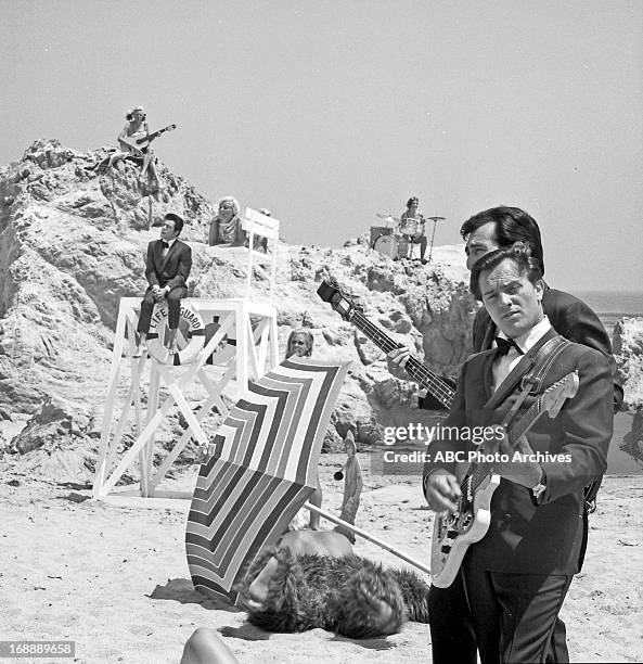 Shoot Date: June 28, 1967. FRANKIE VALLI AND THE FOUR SEASONS WITH DANCER JO WADE