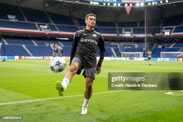 Giovanni Reyna of Borussia Dortmund at training ahead of their UEFA Champions League group match against Paris Saint-Germain at Parc des Princes on...