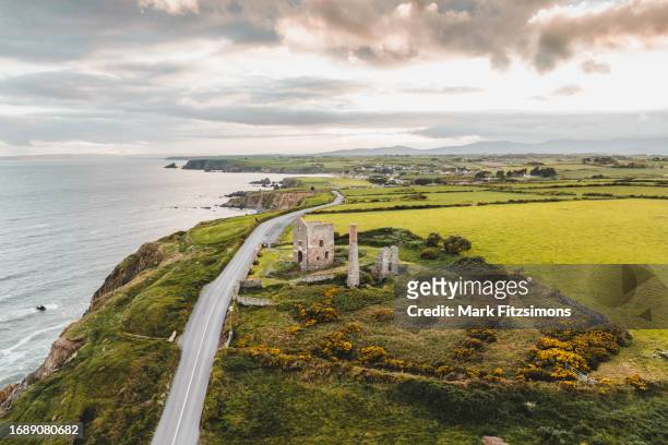copper mill, copper coast, waterford, ireland - county waterford ireland stockfoto's en -beelden