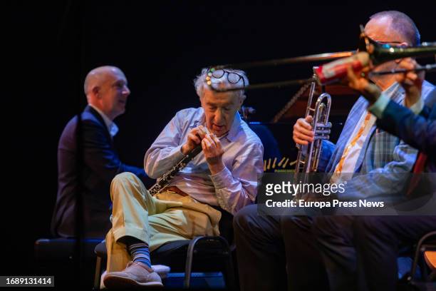 Film director Woody Allen during a performance at the 55th edition of the Voll-Damm Barcelona Jazz Festival at the Teatre Tivoli on September 18 in...