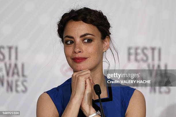 Argentinian-born French actress Berenice Bejo smiles on May 17, 2013 while attending a press conference for the film "The Past" presented in...