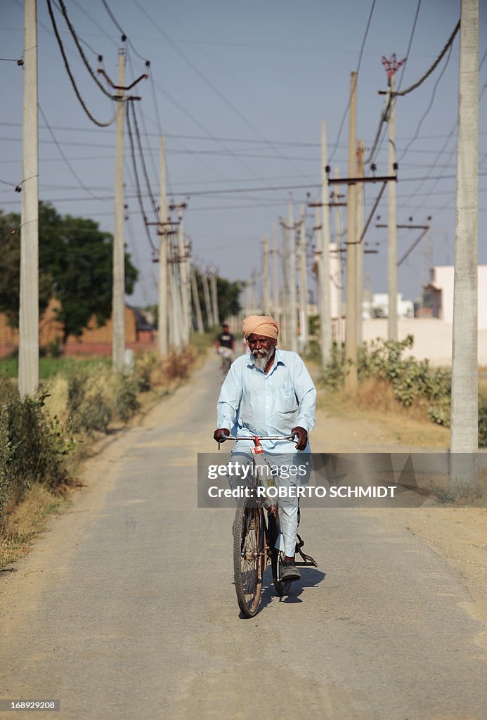 INDIA-ECONOMY-ELECTRICITY