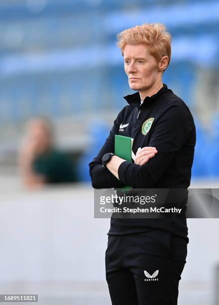 Budapest , Hungary - 25 September 2023; Interim head coach Eileen Gleeson during a Republic of Ireland women training session at Hidegkuti Nándor...