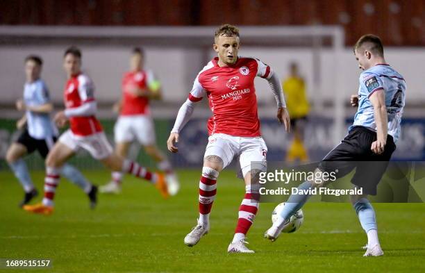 Dublin , Ireland - 25 September 2023; Sam Curtis of St Patrick's Athletic in action against Conor Kane of Drogheda United during the SSE Airtricity...