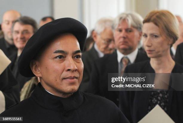 Sihamony 43 Academy Of Performing Arts In Prague Stock Photos, High-Res Pictures ...