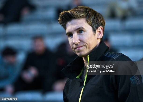 Dublin , Ireland - 25 September 2023; Assistant referee Michelle O'Neill before the SSE Airtricity Men's Premier Division match between Bohemians and...