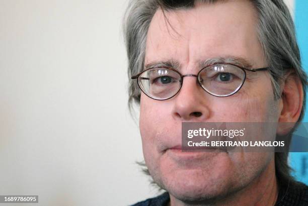 Author Stephen King is pictured at a press conference in London, 09 November 2006, as he prepares to launch his new book 'Lisey's Story.' Horror...