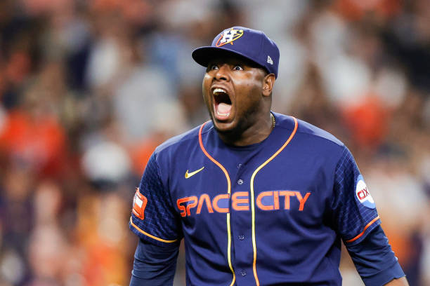 Hector Neris of the Houston Astros is now linked with Rangers and Yankees.