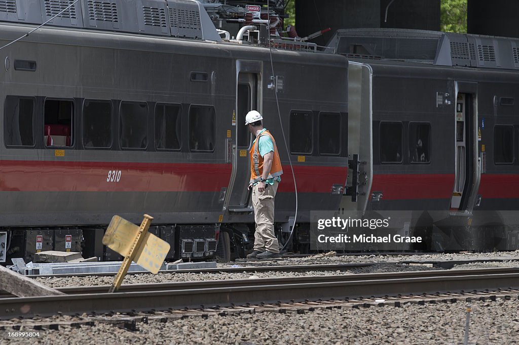 Passenger Train Crash Injures Close to 30 In Connecticut