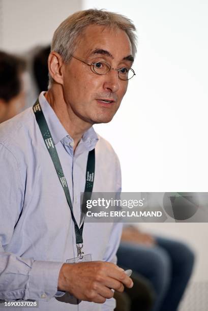 University Ulb Photos and Premium High Res Pictures - Getty Images