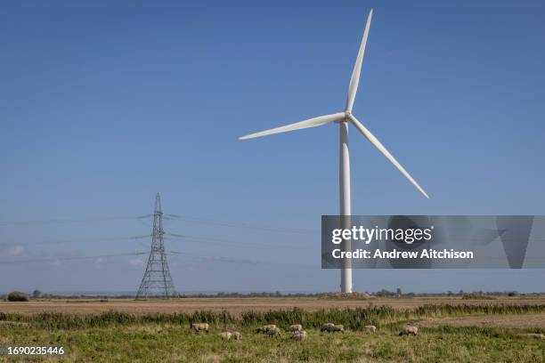 The onshore wind turbines of Little Cheyne Court Wind Farm owned by RWE on the 25th of September 2023 in Romney Marsh, United Kingdom. There are 26...