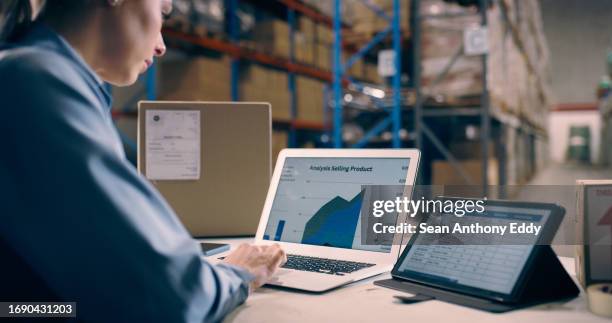 woman, warehouse and laptop screen for data analytics, e commerce report and spreadsheet of logistics or sales. analyst, supplier or seller on digital tablet for stock, boxes and product statistics - spreadsheet stockfoto's en -beelden