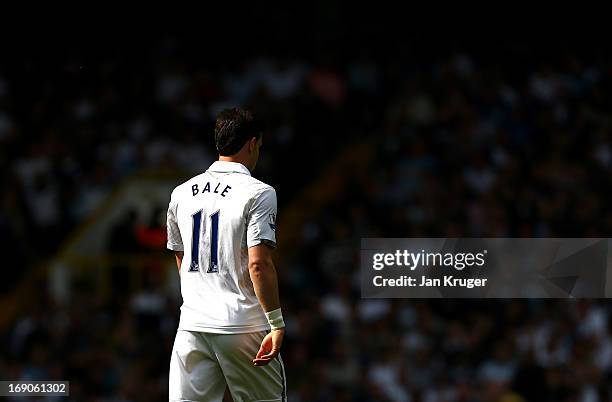 Gareth Bale of Tottenham controls the ball during the Barclays Premier League match between Tottenham Hotspur and Sunderland at White Hart Lane on...