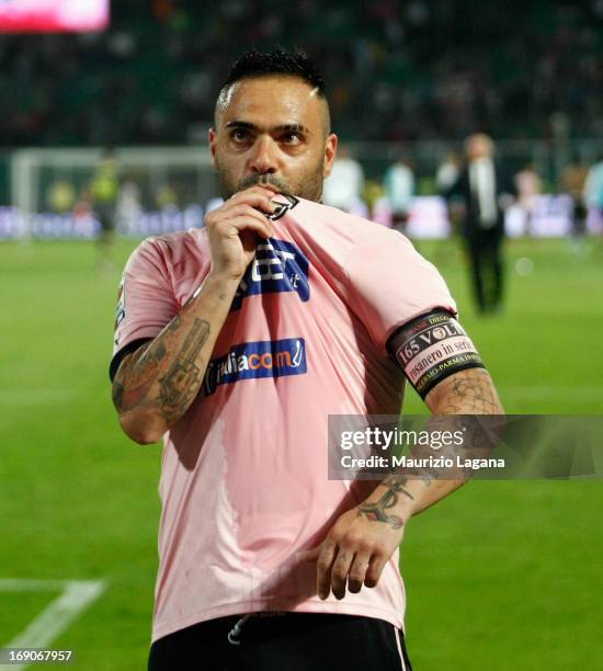 Fabrizio Miccoli of Palermo salutes his fans after the Serie A match between US Citta di Palermo and Parma FC at Stadio Renzo Barbera on May 19, 2013...
