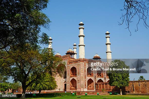 india, uttar pradesh, sikandra, akbar mausoleum - akbar's tomb stock pictures, royalty-free photos & images