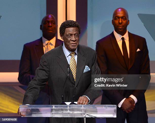 Former NBA player Elgin Baylor speaks onstage at the 28th Anniversary Sports Spectacular Gala at the Hyatt Regency Century Plaza on May 19, 2013 in...