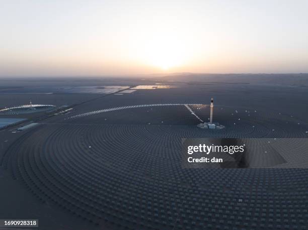 molten salt tower solar thermal power plant - china stock pictures, royalty-free photos & images