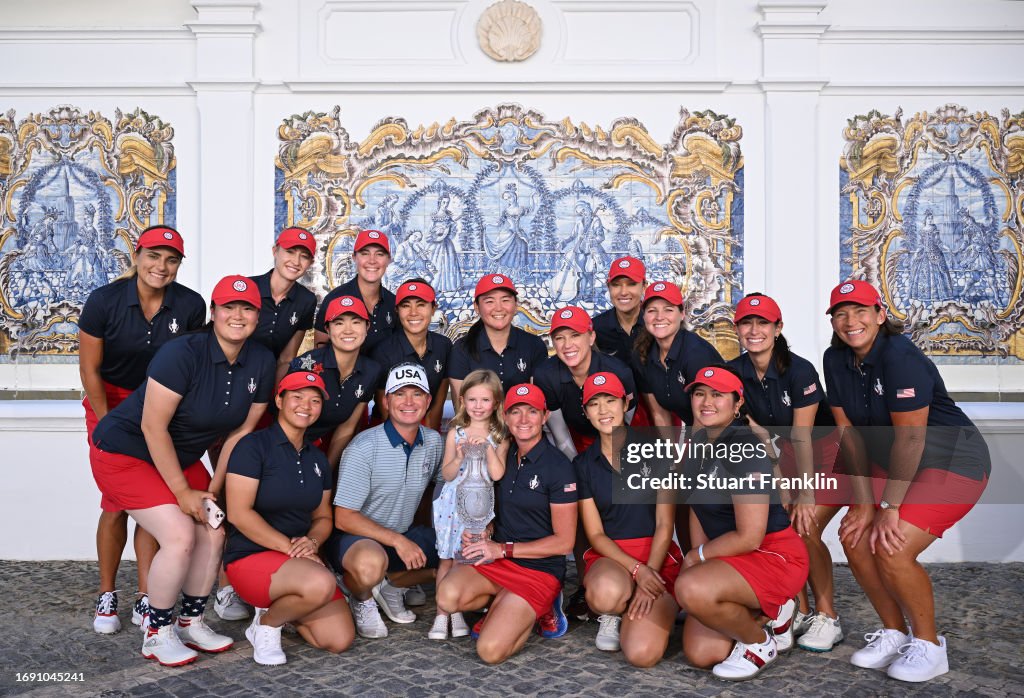 Prior Picture The players of team USA pose for a picture prior to the The Solheim ...