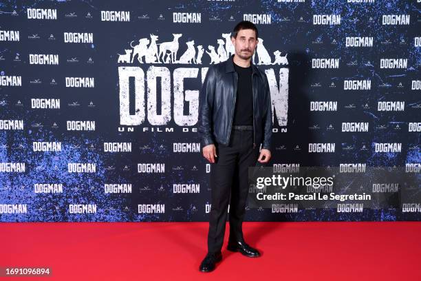 Clemens Schick attends the "Dogman" premiere at Cinema UGC Normandie on September 19, 2023 in Paris, France.