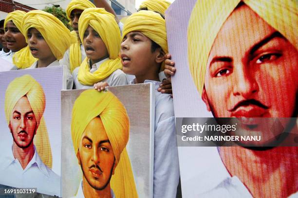 Shaheed Indian 289 Indian Sikh School Stock Photos, High-Res Pictures, and Images ...