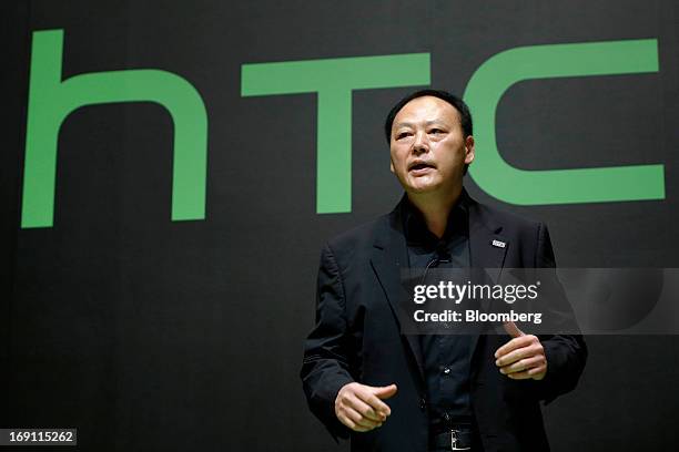 Peter Chou, Peter Chou, chief executive officer of HTC Corp., speaks during the HTC J One HTL22 smartphone unveiling in Tokyo, Japan, on Monday, May...