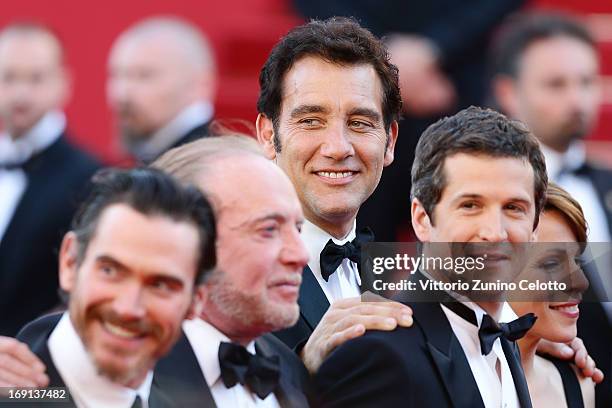 Actor Clive Owen attends the 'Blood Ties' Premiere during the 66th Annual Cannes Film Festival at the Palais des Festivals on May 20, 2013 in Cannes,...