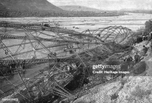 'German Air Disaster; The remains of the "L-45", taken down on the banks of the Buech, 20 kilometers from Sisteron, between Laragne and Mison, on the...