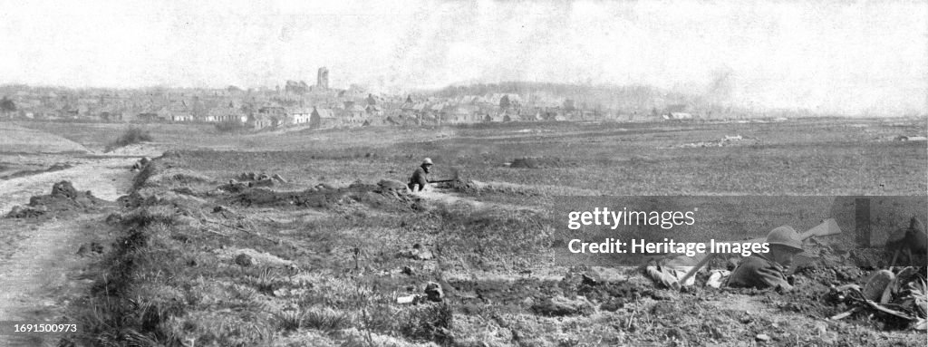Dans La Bataille; La Defense A Lest Damiens: Lignes Dinfanterie Francaise Devant Villers... 191