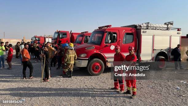 Iraq Fire Engine 2,908 Iraqi Firefighters Stock Photos, High-Res Pictures, and Images ...