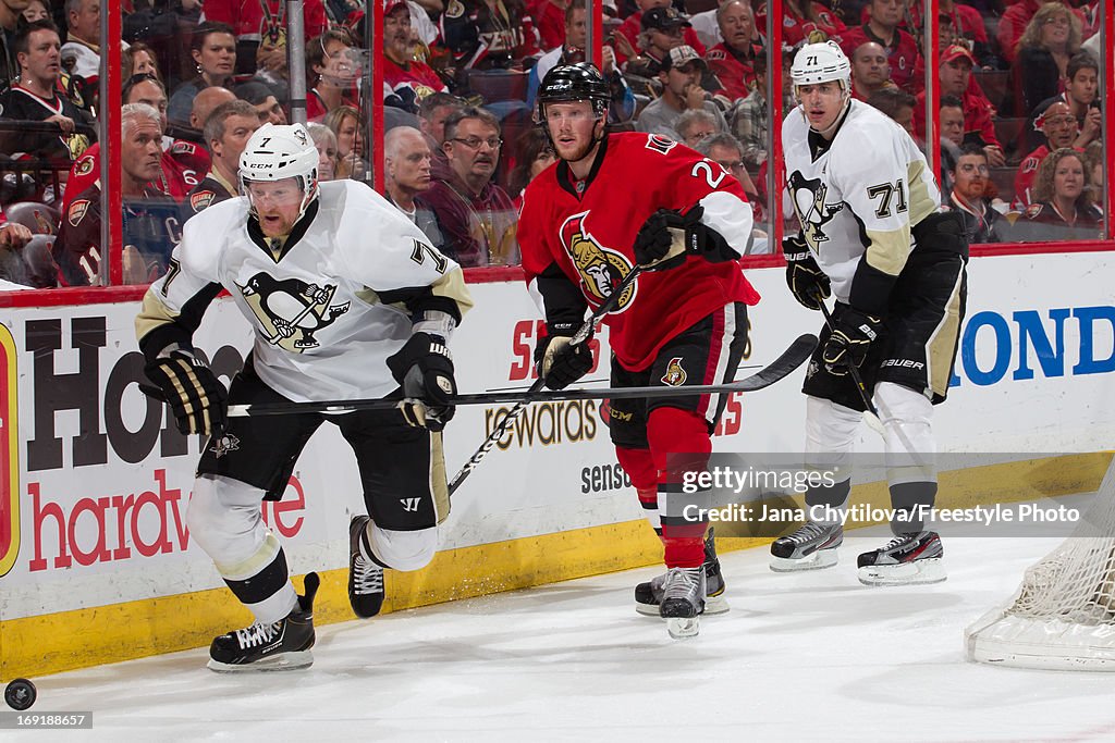 Pittsburgh Penguins v Ottawa Senators - Game Three