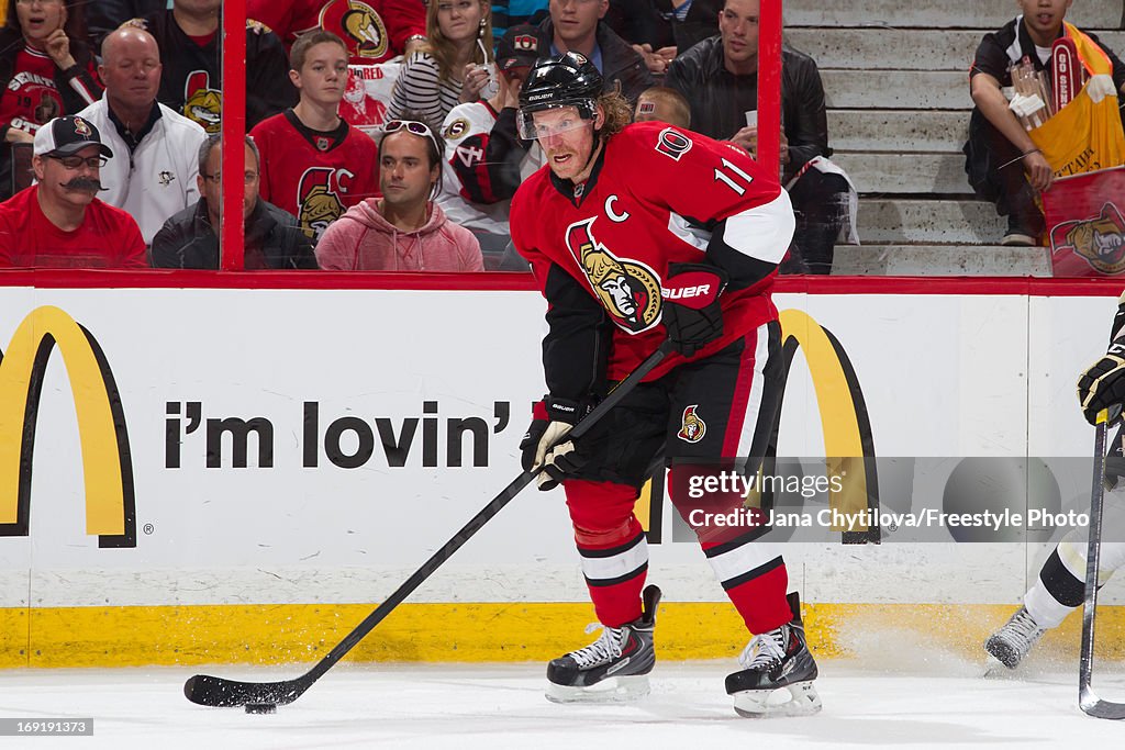 Pittsburgh Penguins v Ottawa Senators - Game Three