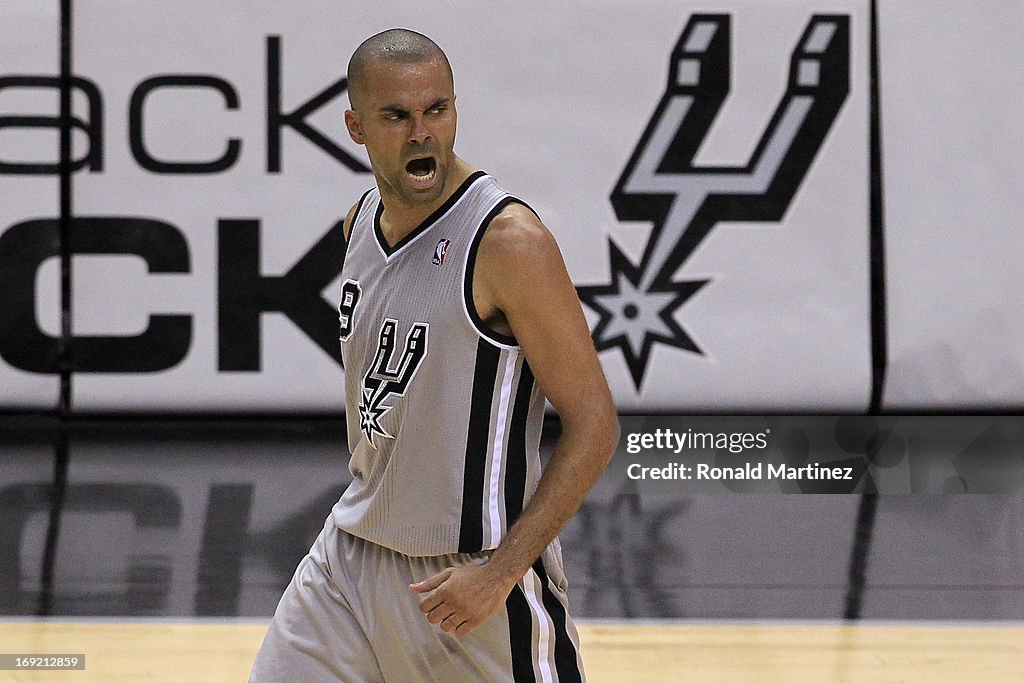 Memphis Grizzlies v San Antonio Spurs - Game Two