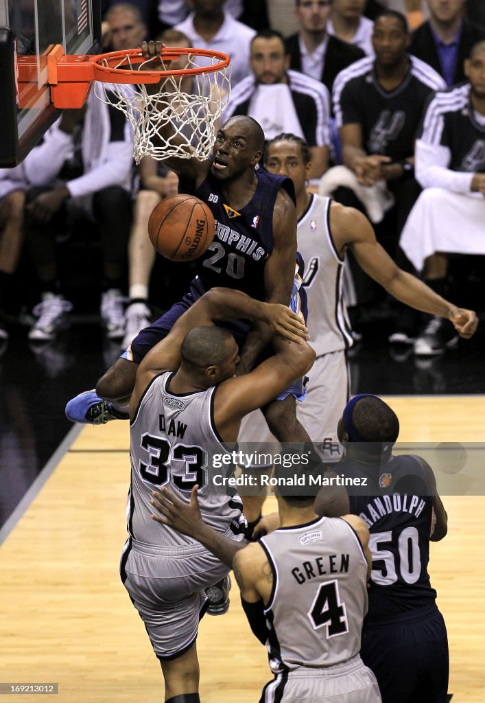 Memphis Grizzlies v San Antonio Spurs - Game Two