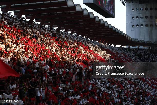 Milan Fans 12,602 Ac Milan Supporters Stock Photos, High-Res Pictures, and Images ...