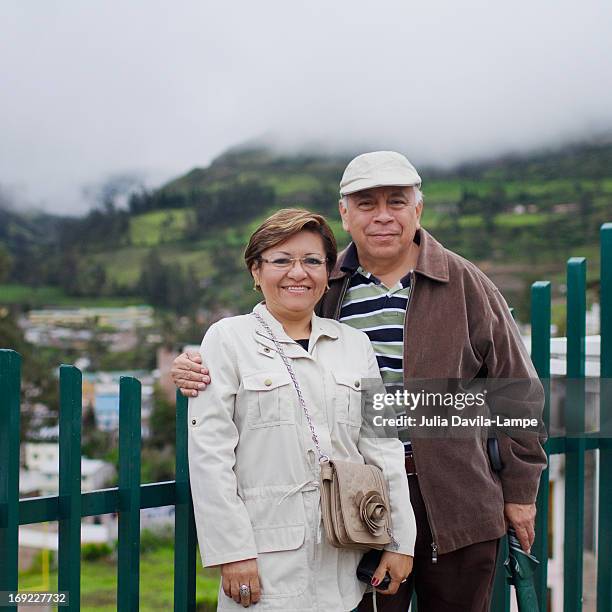 parents - ecuador people stock pictures, royalty-free photos & images