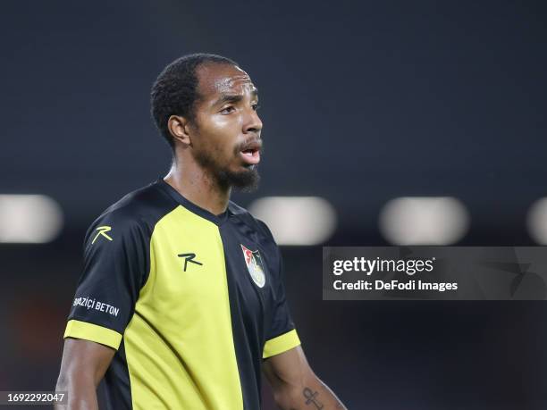 Demeaco Duhaney of Istanbulspor looks on during the Turkish Super League match between Turkish Super League on September 26, 2023 in Istanbul, Turkey.