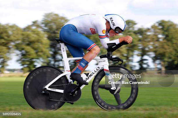 Joshua Tarling of Great Britain sprints during the 29th UEC Road Cycling European Championships 2023, Elite Men´s Individual Time Trial a 29,5 km...