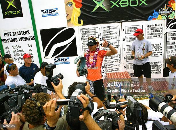 Newly crowned ASP world champion Andy Irons of of Hawaii,USA, won the Xbox Pipeline Masters at the Banzai Pipeline on the North Shore of Oahu in...