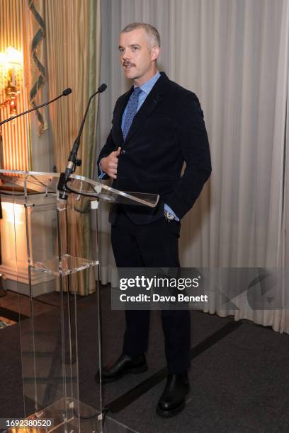 Russell Tovey attends The Claridge's Royal Academy Schools Art Prize at Claridge's on September 26, 2023 in London, England.