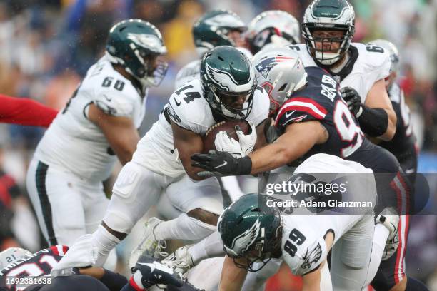 Kenneth Gainwell of the Philadelphia Eagles runs with the ball during the game against the New England Patriots at Gillette Stadium on September 10,...