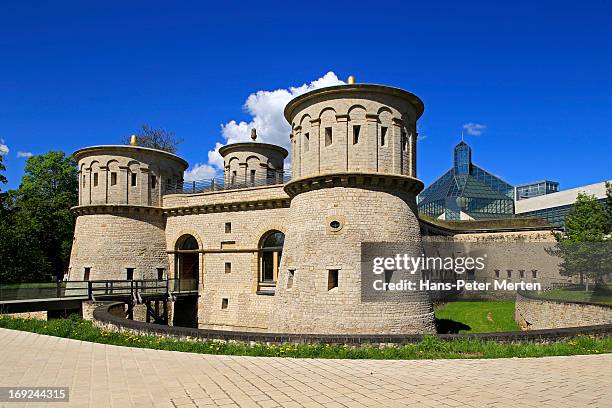 luxembourg, kirchberg, fort trois glandes - fort bildbanksfoton och bilder