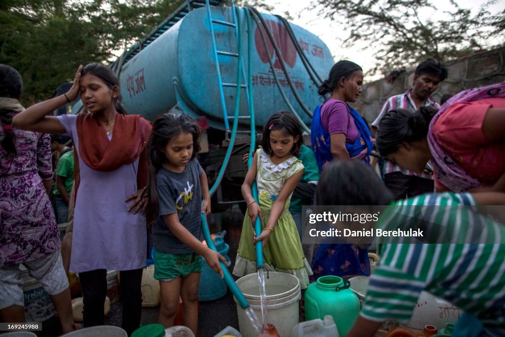 Searing Heat In Delhi Fuel Fears Of Water Crisis