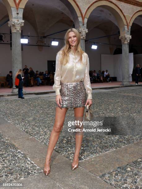 Toni Garrn attends the Alberta Ferretti fashion show during the Milan Fashion Week Womenswear Spring/Summer 2024 on September 20, 2023 in Milan,...