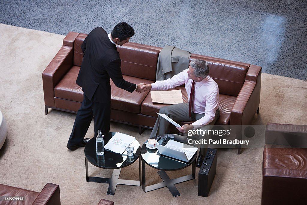 Businessmens shaking hand