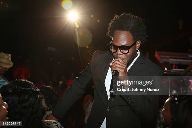 Dwele performs at B.B. King Blues Club & Grill on May 22, 2013 in New York City.